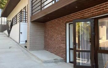 Строительство гостиниц и офисов