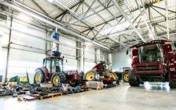 Строительство машинно‑тракторных станций (МТС), ремонтно‑технических станций (РТС) и гаражей